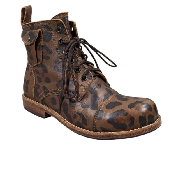 Mikoleon Heritage Luxe Wild Thing Boots EUC $240 Size 7 S2914 - Picture 2 of 11